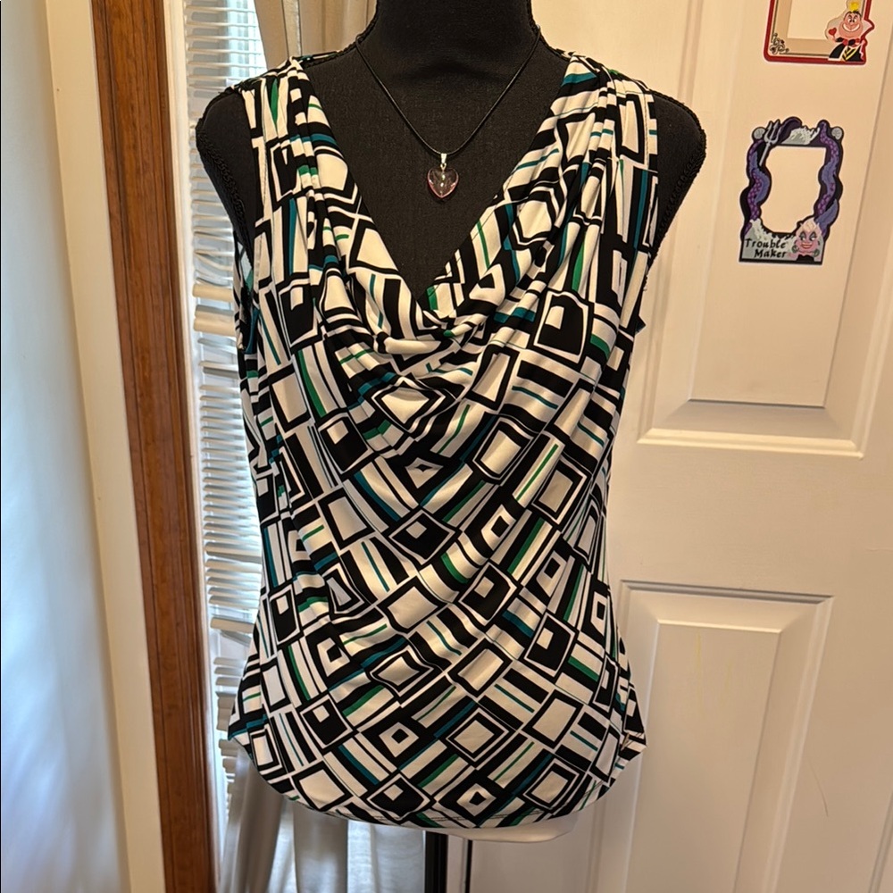 Calvin Klein Geometric Patterned Sleeveless Top